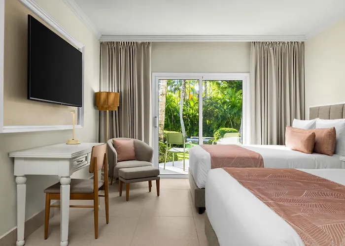 Standard Double Room Mobility Accessible