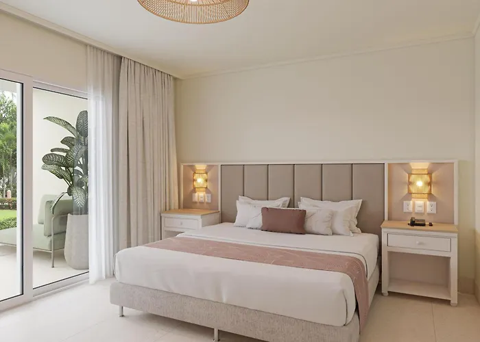 Club Two-Bedroom King Suite