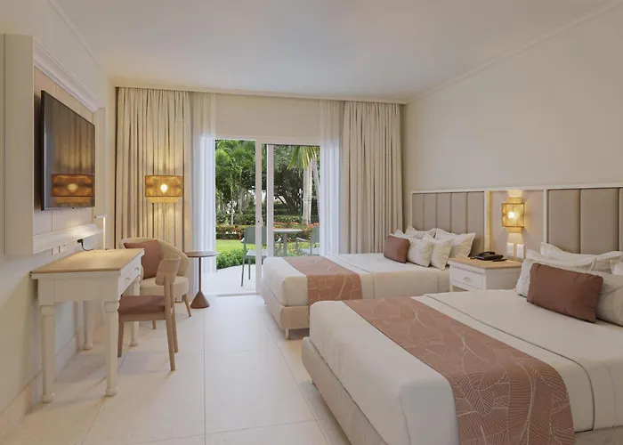 Standard Double Room Mobility Accessible